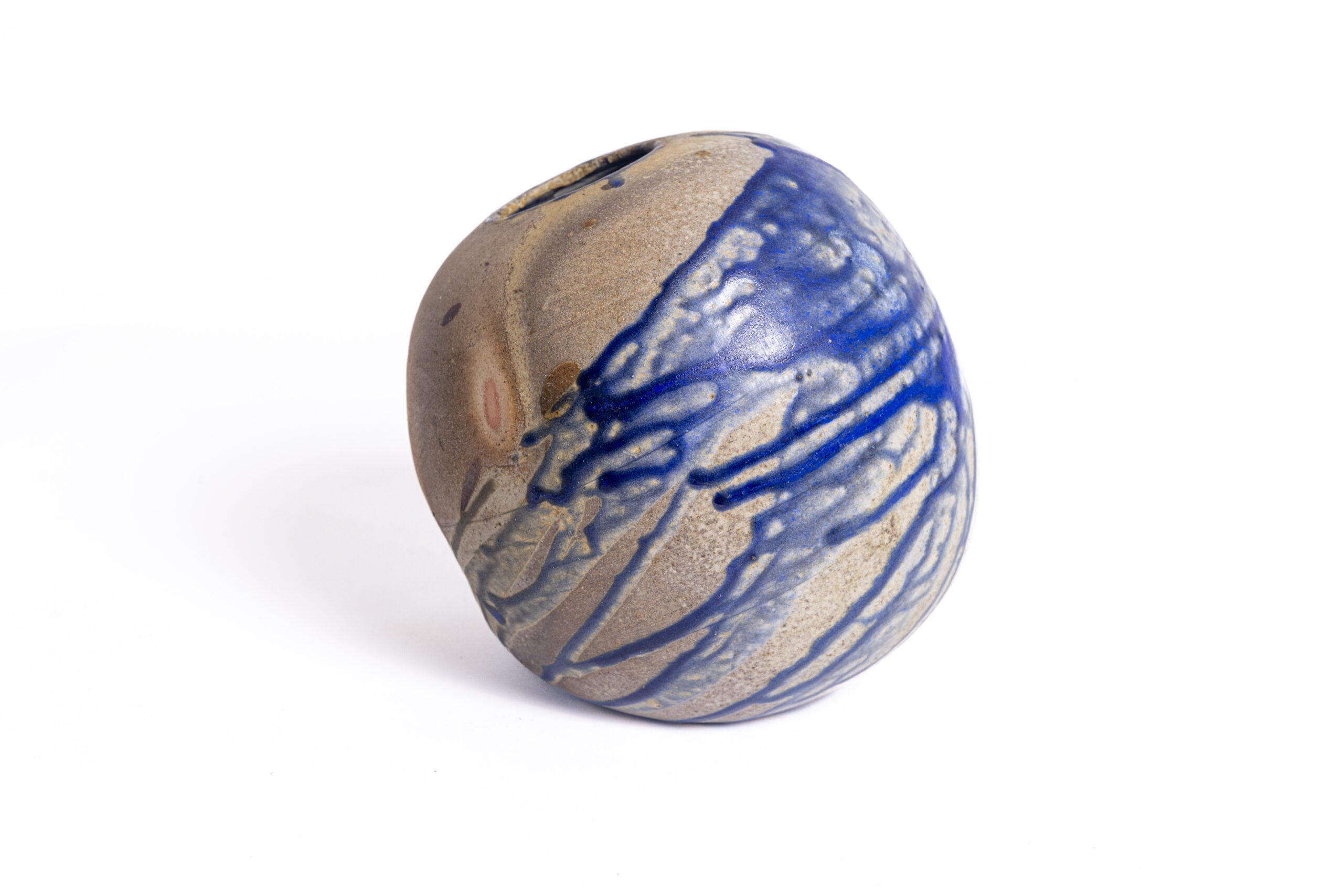 Indrani Singh Cassime, Vase Axis II