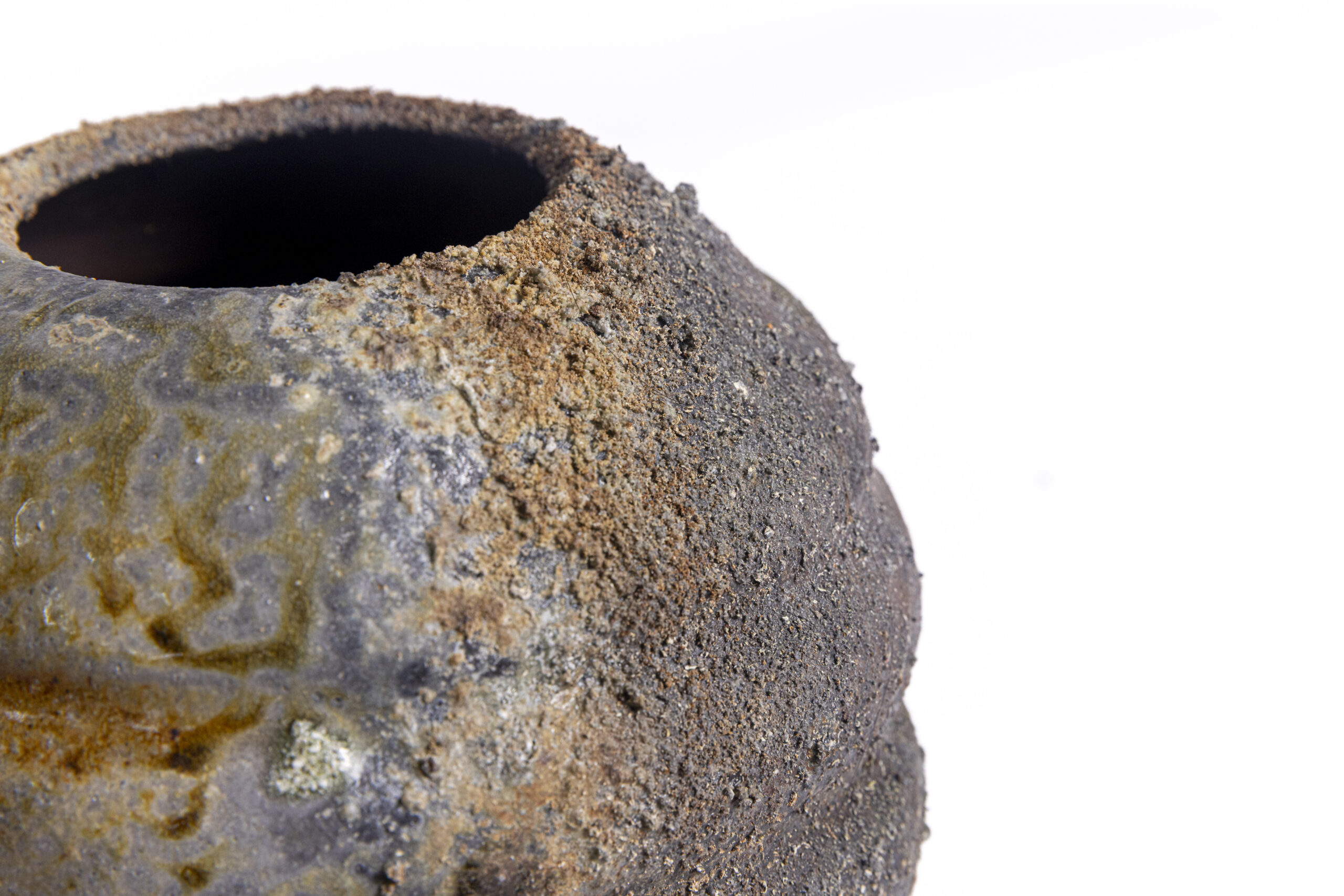 Indrani Singh Cassime, Vase Axis IV - Image 5